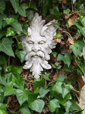 greenman entre hojas