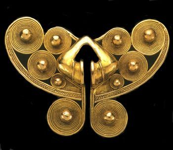 Original pieza nairona de la que es réplica y que se haya en el museo del oro de Bogotá