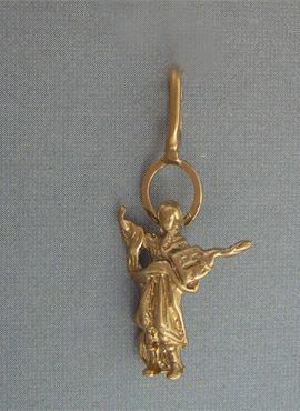 colgante san pancracio de oro de ley