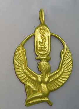 colgante Isis velo de ISIS en oro de ley